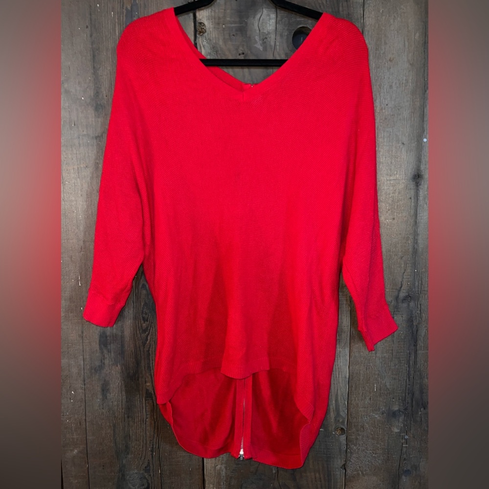Gorgeous red top perfect for holiday pictures!